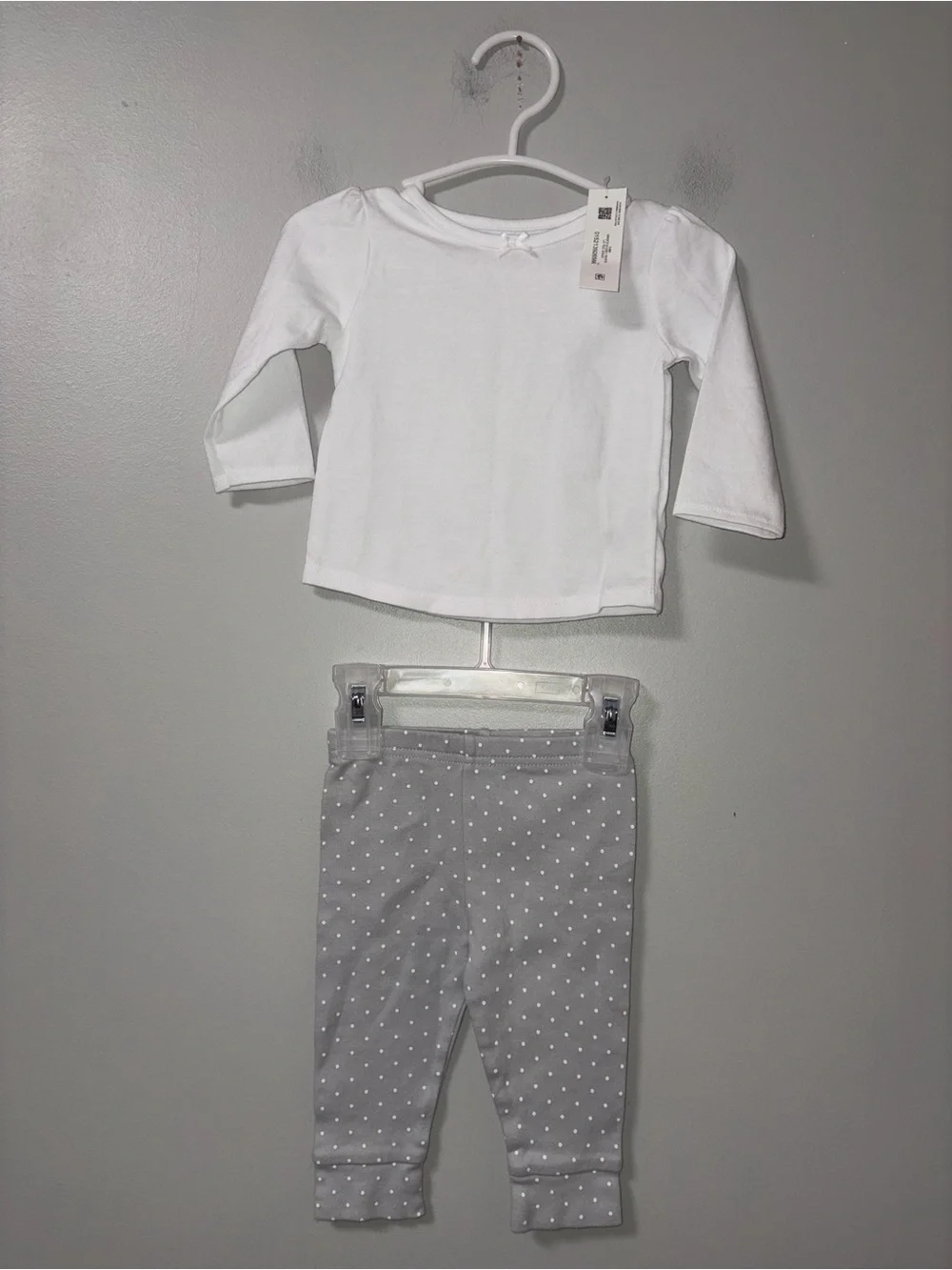Garanimals White Long Sleeve Tee NWT Peanutshell Gray Polka Dot Pants 3-6M